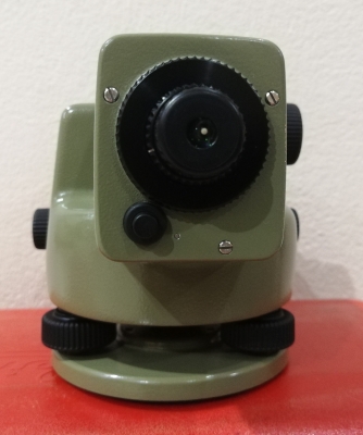 ขายกล้องระดับมือสอง Leica NA2 32x