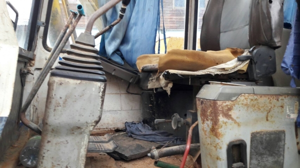 ขาย แบคโฮ KOMATSU PC120-5 เอกสารใบซื้อขาย รถจอดไว้ไม่ค่อยได้ใช้งาน ขาย แบคโฮ KOMATSU PC120-5 เอกสารใบซื้อขาย รถจอดไว้ไม่ค่อยได้ใช้งาน