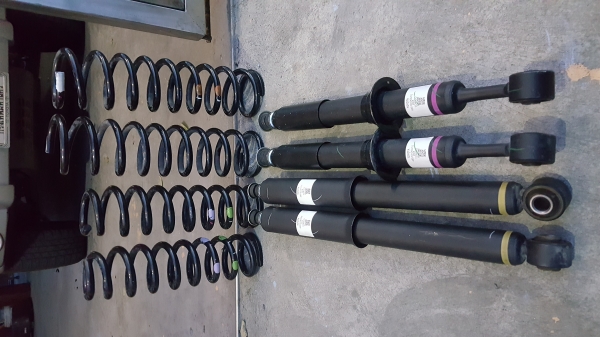 ขายโช๊คอัพ New Fortuner