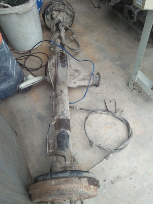 ขายเพลาท้ายดีแม็กครับ