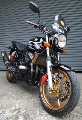 ขออนุญาตขาย HONDA SUPER FOUR CB400 ปลั๊กแดง พร้อมใช้งาน สภาพสวยเดิมๆของแต่งพอสวยงาม ขออนุญาตขาย HONDA SUPER FOUR CB400 ปลั๊กแดง พร้อมใช้งาน สภาพสวยเดิมๆของแต่งพอสวยงาม