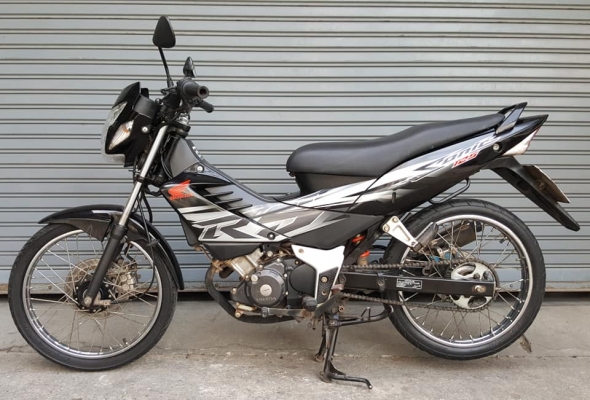 ขออนุญาตขาย HONDA SONIC 125 NEW สตาร์ทเท้า รถเจ้าของคนเดียวในเล่ม พร้อมใช้งาน ฟรีค่าโอน ขออนุญาตขาย HONDA SONIC 125 NEW สตาร์ทเท้า รถเจ้าของคนเดียวในเล่ม พร้อมใช้งาน ฟรีค่าโอน