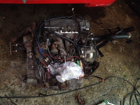 ขายเครือง Daihatsu  660 หัวฉีด อุปกรณ์ครบพร้อมเกียร์แบบ 4x4