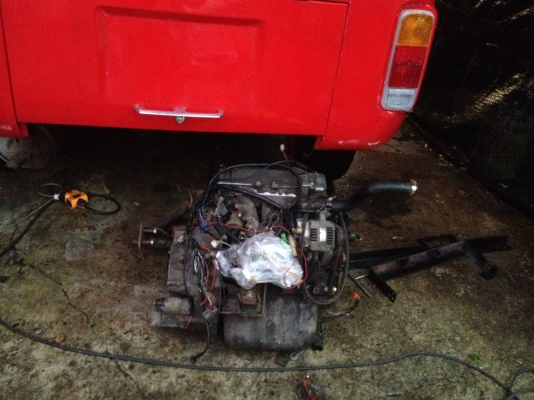 ขายเครือง Daihatsu  660 หัวฉีด อุปกรณ์ครบพร้อมเกียร์แบบ 4x4