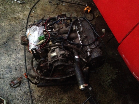 ขายเครือง Daihatsu  660 หัวฉีด อุปกรณ์ครบพร้อมเกียร์แบบ 4x4