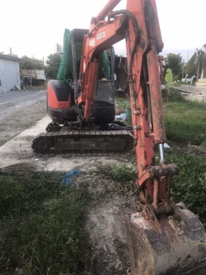 ขายดาวน์รถแบคโฮ  KUBOTA KX913 ใช้งาน 40,000 ชั่วโมง