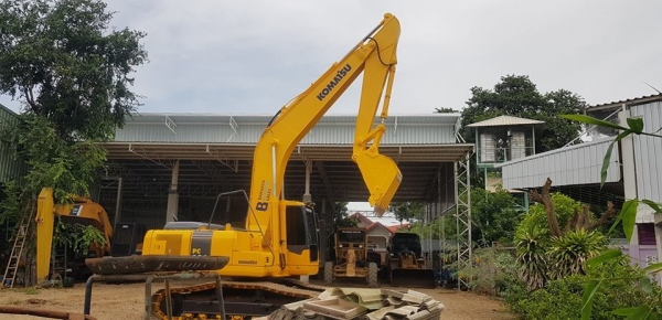 KOMATSU PC200-7 ระบบไฟฟ้าเต็มๆ (ท่าม่วงแทรกเตอร์ 086-5003800) KOMATSU PC200-7 ระบบไฟฟ้าเต็มๆ (ท่าม่วงแทรกเตอร์ 086-5003800)