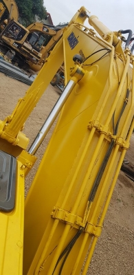 KOMATSU PC200-8 (ท่าม่วงแทรกเตอร์ 086-500-3800)