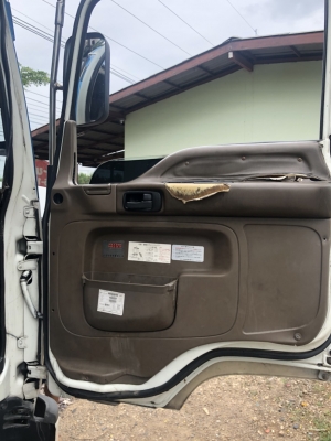 ขาย6ล้อISUZU Deca210กระบะพื้นเรียบยาว6เมตร รถสวยพร้อมใช้