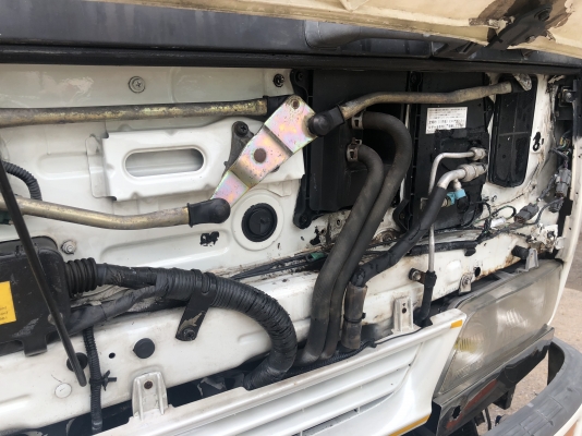 ขาย6ล้อISUZU Deca210กระบะพื้นเรียบยาว6เมตร รถสวยพร้อมใช้