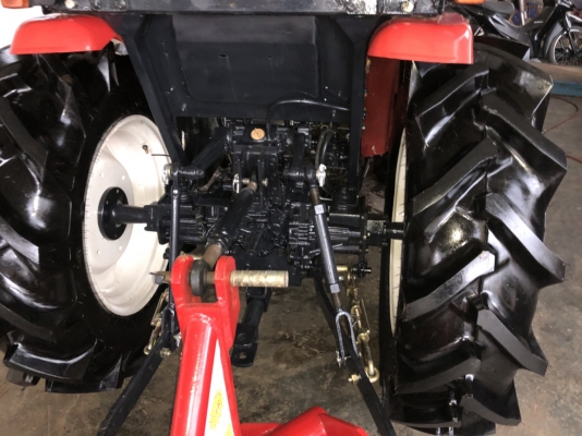 ยันม่าร์ EF352T 35 แรงม้า 4WD ยันม่าร์ EF352T 35 แรงม้า 4WD