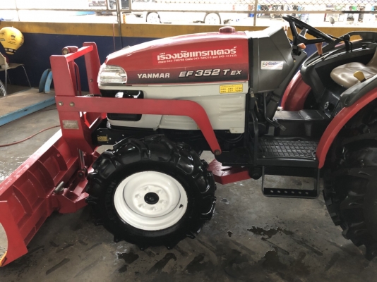 ยันม่าร์ EF352T 35 แรงม้า 4WD ยันม่าร์ EF352T 35 แรงม้า 4WD