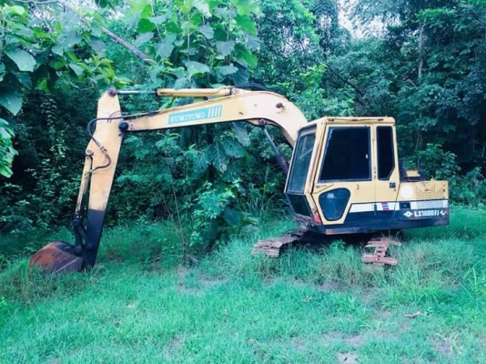 ขายรถขุด SUMITOMO LS1600 FJ รถเจ้าของใช้เอง ตอนนี้รถสตาร์ทติดแล้ว