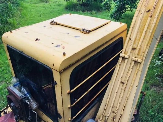 ขายรถขุด SUMITOMO LS1600 FJ รถเจ้าของใช้เอง ตอนนี้รถสตาร์ทติดแล้ว