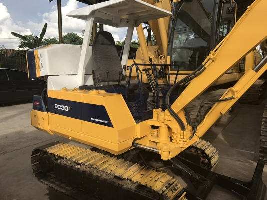 Komatsu PC30-6 รถเก่าญี่ปุ่น ตรวจเช็คเครื่องยนต์แล้ว สภาพดี สนใจติดต่อ0813553478 คุณโย Komatsu PC30-6 รถเก่าญี่ปุ่น ตรวจเช็คเครื่องยนต์แล้ว สภาพดี สนใจติดต่อ0813553478 คุณโย
