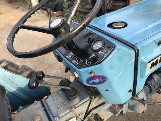 Mitsubishi d2000-2สภาพดีเก่าญี่ปุ่น มีใบอินวอยไม่เคยใช้ในไทย