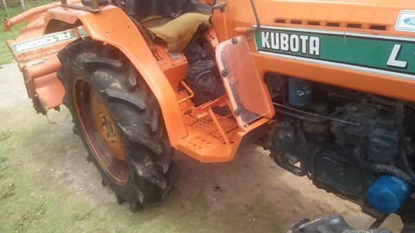 รถไถนา พร้อมใช้ 4x4