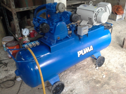 ขายปั๊มลม PUMA 3แรง3สูบ 2สายไฟบ้าน พร้อมใช้งาน อุปกรณ์ครบชุดสวยๆ ขายถูกมาก ด่วนๆT.081-4826961 ทักไลน์เบอร์นี้ "ไม่ค่อยได้ใช้ ขายปั๊มลม PUMA พิเศษมอเตอร์ 3 แรงม้า (2สาย ไฟ 220 โวล์ท ใช้ไฟบ้าน) 3สูบ ความจุถัง 148 ลิตร พร้อมใช้งาน อุปกรณ์ครบชุด สภาพสวยม