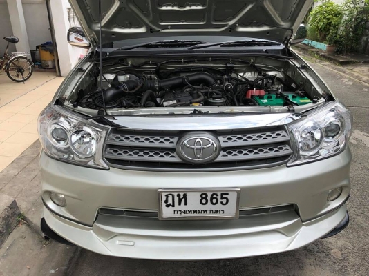 TOYOTA FORTUNER 2.7 V AUTO