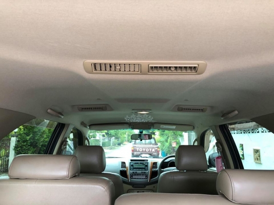TOYOTA FORTUNER 2.7 V AUTO