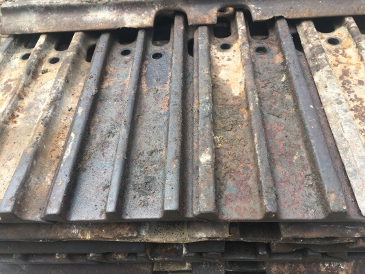 ขายด่วน ใบแทรกHITACHI EX200-3 ใบยาว80เช็น (ใบละ700บาท )