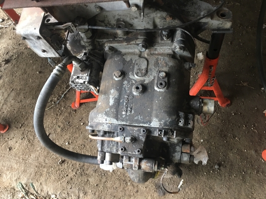 ขายด่วน ปั้มทายเครื่องHITACHI EX200-3