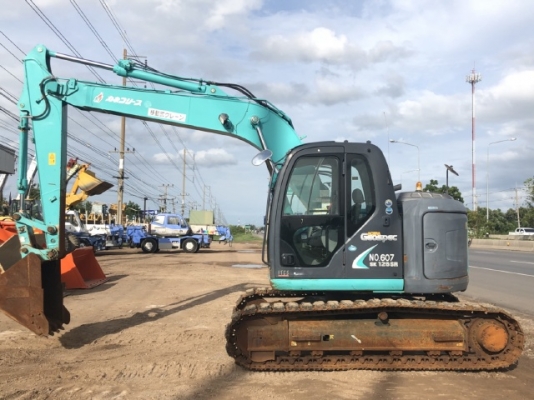 ขายรถขุด KOBELCO SK125SR YV05 ปี 2009 รถนอกนำเข้าเองจากญี่ปุ่น สภาพสวยพร้อมใช้ มีVDOการทำงานครับ