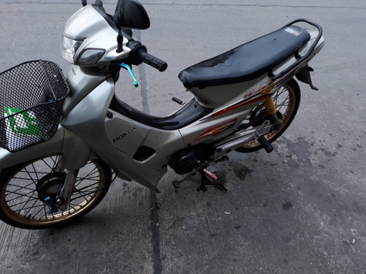 honda wavezปี 46 เล่มโอนลดแล้ว 5000.- honda wavezปี 46 เล่มโอนลดแล้ว 5000.-