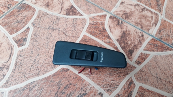 สวิทช์กดกระจก TOYOTA CROWN GS130-AESGE ปี1987-1989