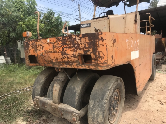 รถบดล้อยาง9ล้อ sakai Ts150 เครื่องIsuzu พร้อมใช้เอกสารสัญญาซื้อขาย
