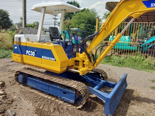 ขายรถขุดแบคโฮ KOMATSU 30-6 ขนาดPc30 รถเก่านอกแท้100\% #มีลายหัวแย็กNPK แทรคเหล็ก ระบบไว รถพร้อมใช้งาน เอกสารใบอินวอยครบ              ????ราคา 290,000 ต่อรองได้???? ☎️  สนใจติดต่อ  096-3268553 (สถิตย์พันธ์) ????  ID LINE  0963268553 #ร้านรุ่งเจริญแทรกเตอร์
