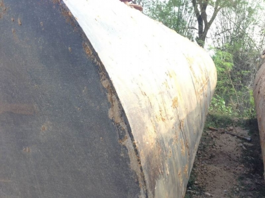 เหลือ 5 ถัง ถังละ 49,000 บาท ถังน้ำมันขนาด 20,000 ลิตร  ยาว 6.2 เมตร สูง 2.1 เมตร  (เพิ่งเอาขึ้นมาจากพื้นดิน ปั้ม ปตท .สกลนคร)   อยู่ จ.สกลนคร  โทร 0610710295  สนใจ รายการสินค้า อื่นๆ ที่ เว็ปไชค์ Truck2Hand  https://www.truck2hand.com/index.php?actions=c