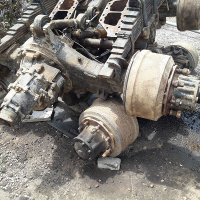 แท่น ISUZU JUMBO พร้อมอุปกรณ์ครบ ตัดลงจากรถใช้งานอยู่