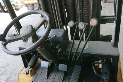 ขายรถแบคโฮ KOMATSU PC228US-2 (สภาพดีมาก) ขายรถแบคโฮ KOMATSU PC228US-2 (สภาพดีมาก)