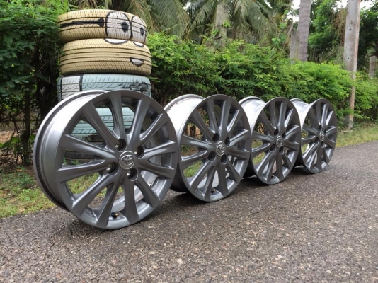 ขายล้อแม็ก Toyota New Vios 12 ก้าน สีรมดำแท้ ขอบ 15 4 วง ราคา 3,500 บาท