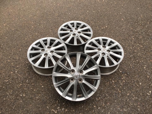 ขายล้อแม็ก Toyota New Vios 12 ก้าน สีรมดำแท้ ขอบ 15 4 วง ราคา 3,500 บาท ขายล้อแม็ก Toyota New Vios 12 ก้าน สีรมดำแท้ ขอบ 15 4 วง ราคา 3,500 บาท