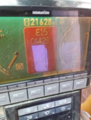 ขาย 980,000  KOMATSU PC200-8 ปี 07 ทำงาน 21,xxx ชม เครื่องดี ปั้มแรง ไฟฟ้าครบ โช่หนา เอวแน่น เอกสารเล่มทะเบียน รถอยู่  ระยอง 090-772-3710 090-772-3708