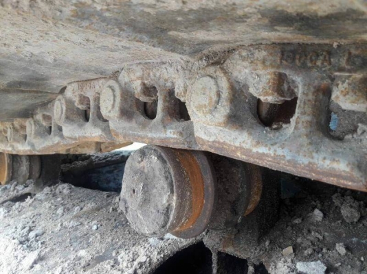 ขาย 980,000  KOMATSU PC200-8 ปี 07 ทำงาน 21,xxx ชม เครื่องดี ปั้มแรง ไฟฟ้าครบ โช่หนา เอวแน่น เอกสารเล่มทะเบียน รถอยู่  ระยอง 090-772-3710 090-772-3708