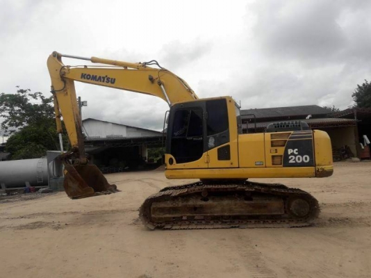 ขาย 980,000  KOMATSU PC200-8 ปี 07 ทำงาน 21,xxx ชม เครื่องดี ปั้มแรง ไฟฟ้าครบ โช่หนา เอวขยับ เอกสารเล่มทะเบียน รถอยู่  ระยอง 064-191-1112