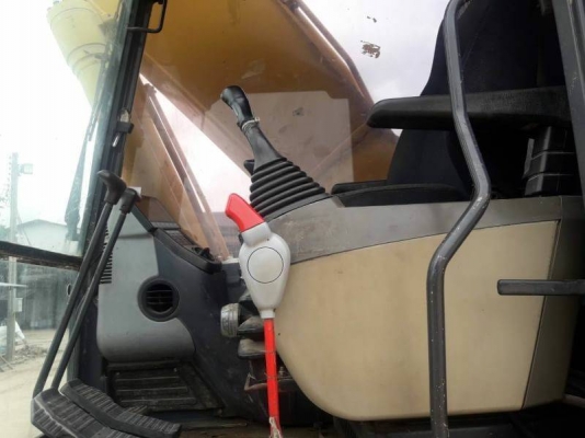 ขาย 980,000 KOMATSU PC200-8 ปี 07 ทำงาน 21,xxx ชม เครื่องดี ปั้มแรง ไฟฟ้าครบ โช่หนา เอวขยับ เอกสารเล่มทะเบียน รถอยู่ ระยอง 064-191-1112 ขาย 980,000 KOMATSU PC200-8 ปี 07 ทำงาน 21,xxx ชม เครื่องดี ปั้มแรง ไฟฟ้าครบ โช่หนา เอวขยับ เอกสารเล่มทะเบียน รถอยู่ ระยอง 064-191-1112