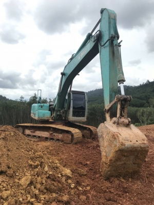 ขาย 890,000 KOBELCO sk 200-6 yn-07 เครื่องดี ปั้มแรง เอวแน่น ช่วงล่างเต็ม รถสวยพร้อมใช้ เอกสารอินวอยทร์  รถอยู่ จันทบุรี 090-772-3710 090-772-3708