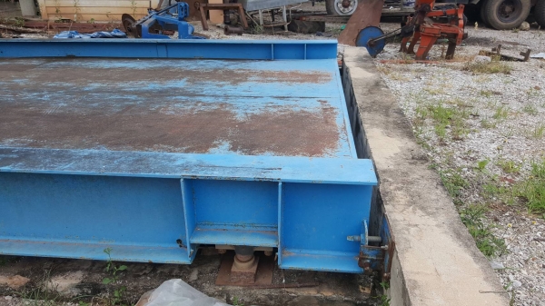 ขาย ตราชั่ง 50 ตัน ขนาดความยาว 8 เมตร กว้าง 3 เมตร อุปกรณ์ครบ