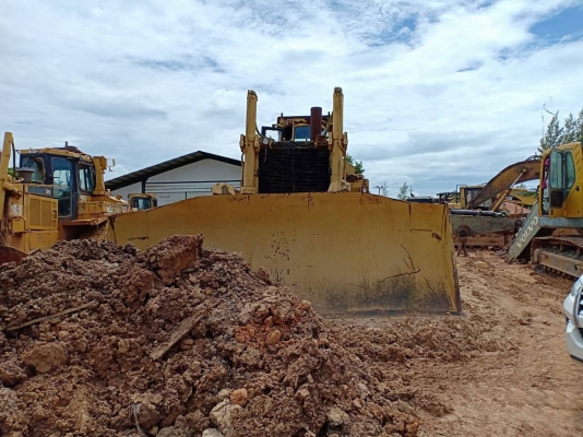 ขายแทรคเตอร์ D10N รถสภาพสวยพร้อมใช้งานทะเบียนพร้อมโอนราคา 1,300,000