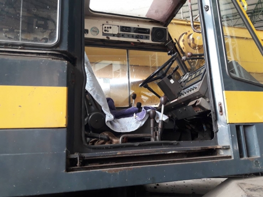 ขายโคมัสสุเครน 25 ตันสภาพสวยพร้อมใช้งานเล่มทะเบียนราคา 600,000