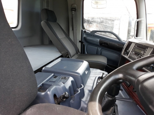 12 ล้อ 2 เพลา ฮีโน่ ซี่รี่700 (ยุโรป) เครื่อง E13C - 410 แรง ภายในหัวเก๋งสวย คัตชีสวย ยังไม่เคยใช้งานในไทย เล่มทะเบียน แจ้ง ม.79 ร 12 ล้อ 2 เพลา ฮีโน่ ซี่รี่700 (ยุโรป) เครื่อง E13C - 410 แรง ภายในหัวเก๋งสวย คัตชีสวย ยังไม่เคยใช้งานในไทย เล่มทะเบียน แจ้ง ม.79 ร