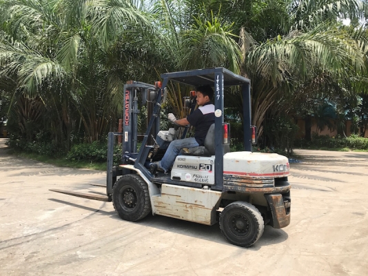 ขายFORKLIFT KOMATSU FG20-11(2ตัน) สวยเดิมจากญี่ปุ่น ยังไม่เคยใช้ในไทย 135,000เท่านั้น!!