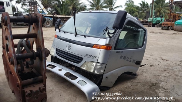 FROM JAPAN*ขายถูกด่วนๆหัวเก๋งรถบรรทุก6ล้อกลาง /CABIN TOYOTA DYNA:XZU410,350-400(รุ่นยกหัวได้)
