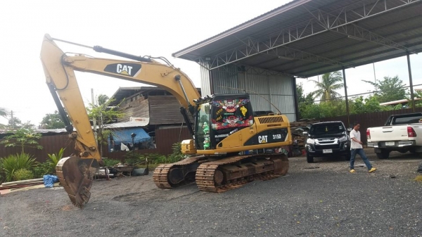 ขายรถขุดแบ็ค CAT 315D ทำงาน16,xxx ชม. เช็คศูนย์ ช่วงล่างดี เอกสารเล่มทะเบียนปั๊มแห้ง ไฟฟ้าเต็ม