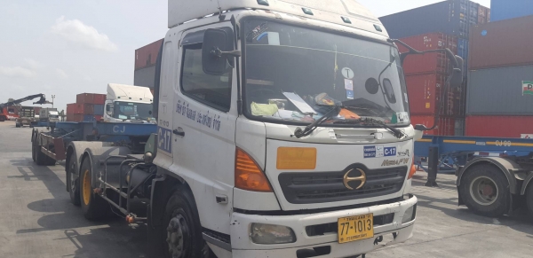 ขายครับ ยังมีตกหล่นอีก 5 คัน ครับ หัวลาก Meca260ปี47 ขายครับ ยังมีตกหล่นอีก 5 คัน ครับ หัวลาก Meca260ปี47
