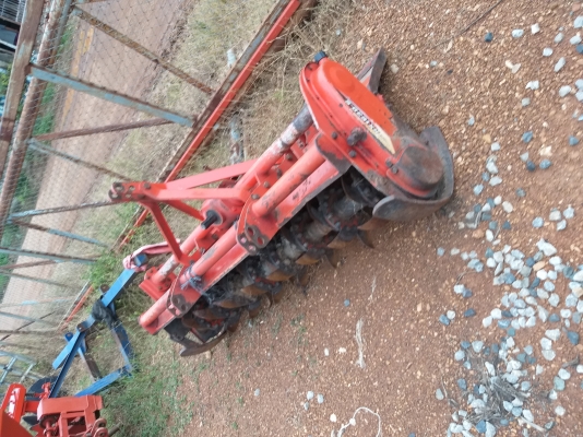 ขายโลตาลี่ 1.6 เมตร สภาพเดิมๆๆ พร้อมใช้งาน ขายโลตาลี่ 1.6 เมตร สภาพเดิมๆๆ พร้อมใช้งาน